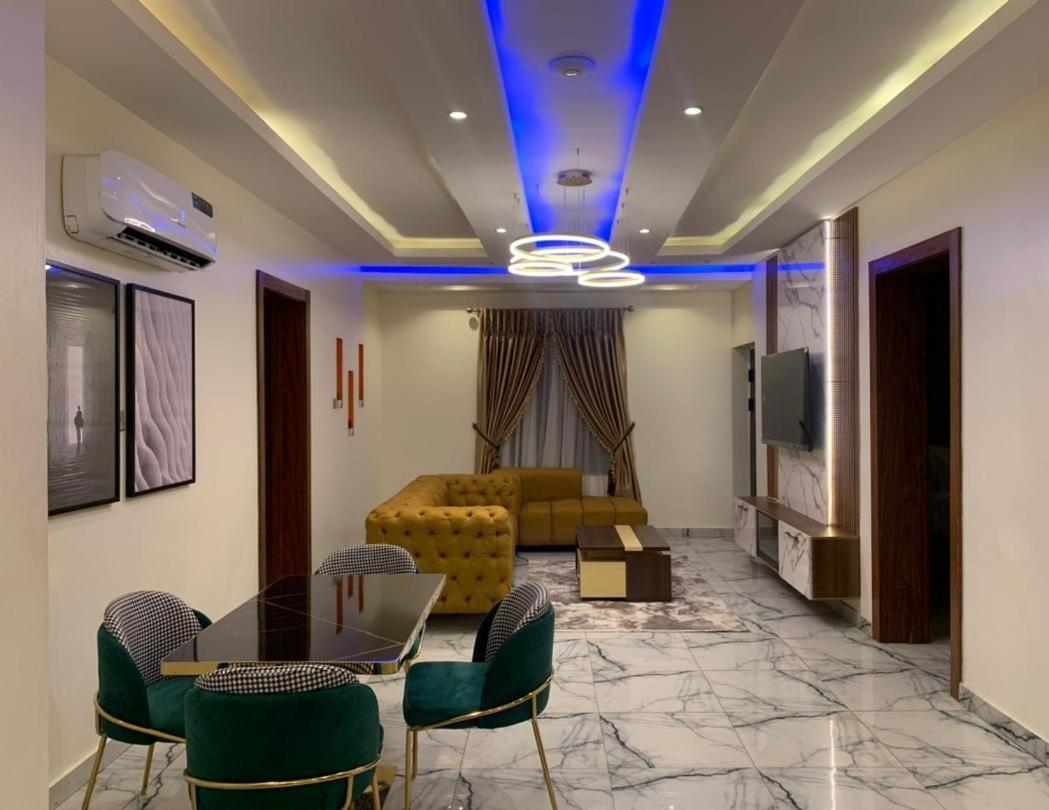God'S Touch Apartments Remi Fani Kayode Gra. Ikeja Eksteriør billede