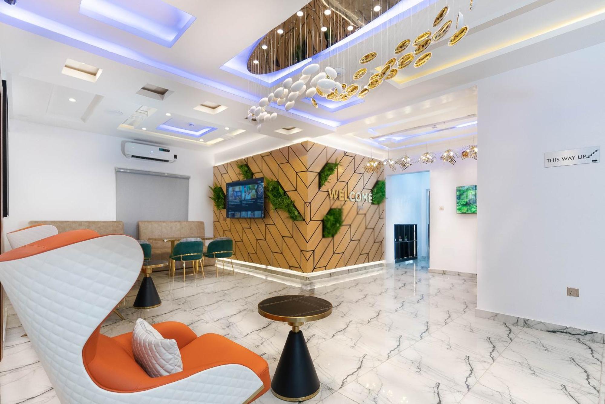 God'S Touch Apartments Remi Fani Kayode Gra. Ikeja Eksteriør billede