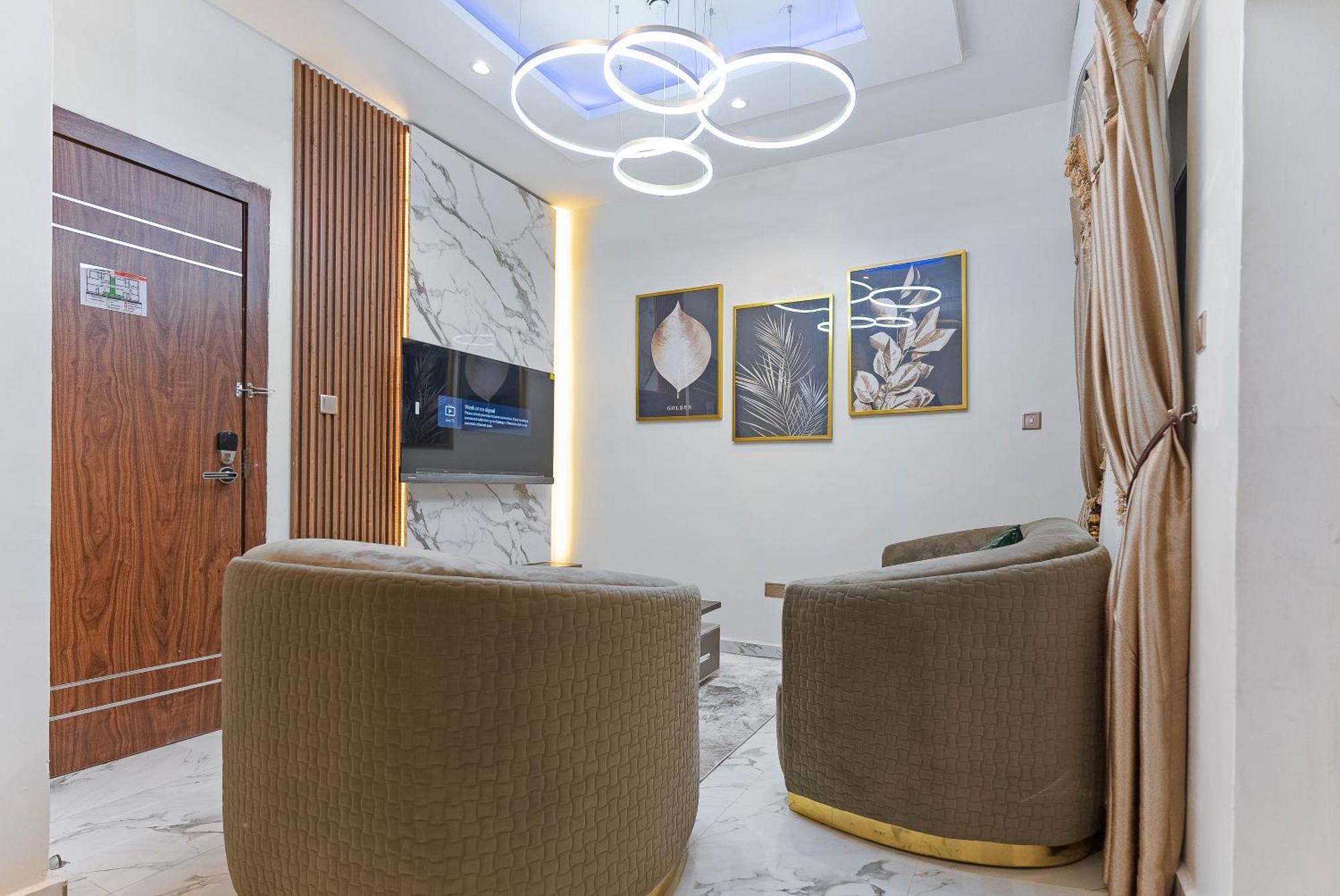 God'S Touch Apartments Remi Fani Kayode Gra. Ikeja Eksteriør billede