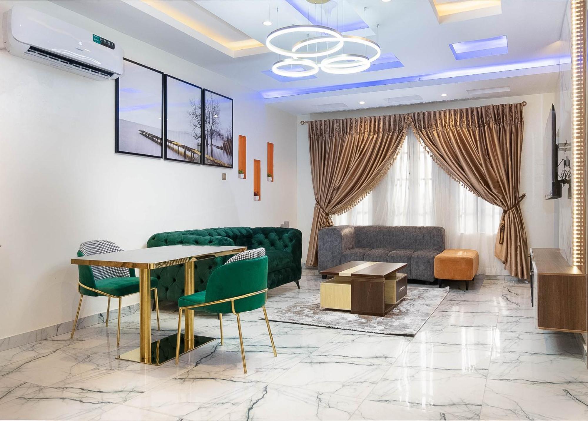 God'S Touch Apartments Remi Fani Kayode Gra. Ikeja Eksteriør billede